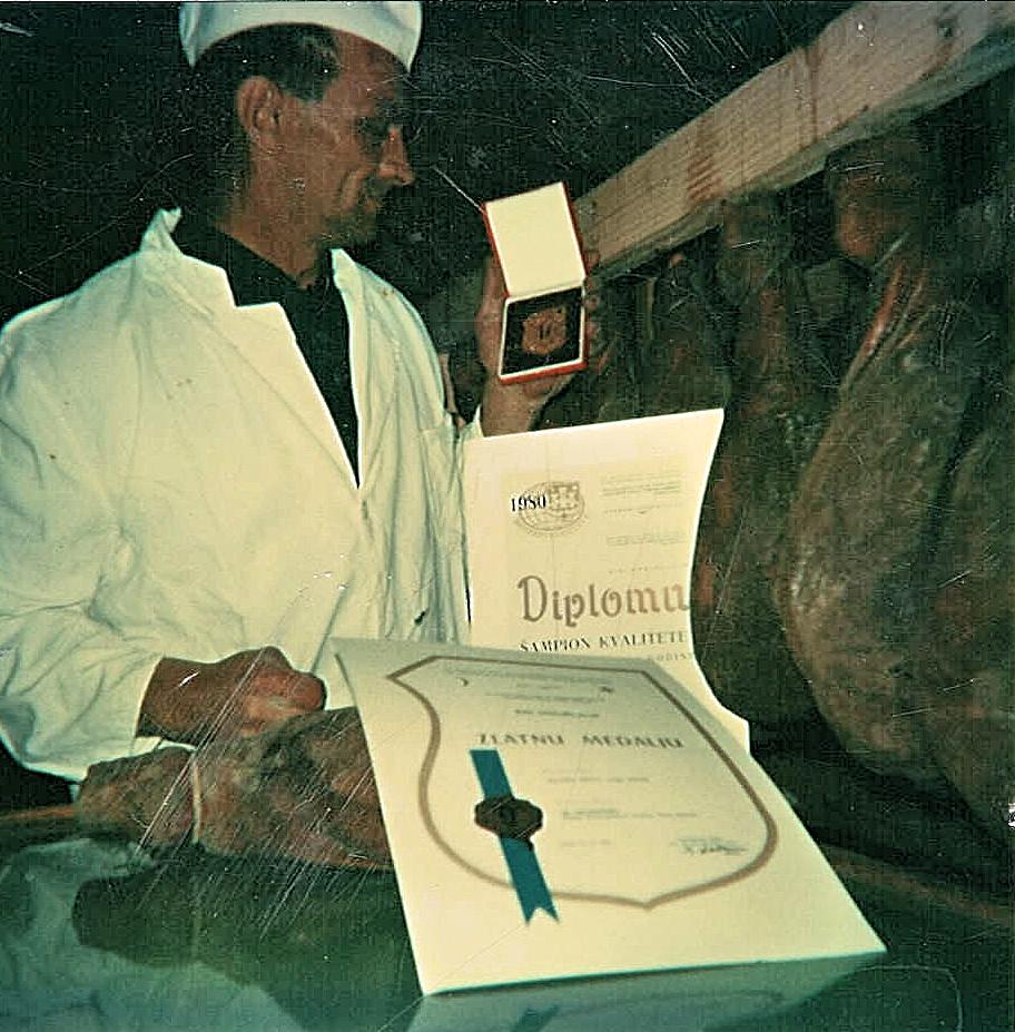 Franc Ščuka z nagradami za kakovost pršutov